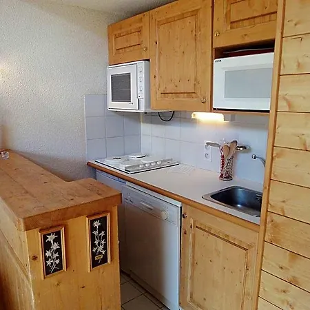 Spacious Aparment Situated In With Balcony Méribel